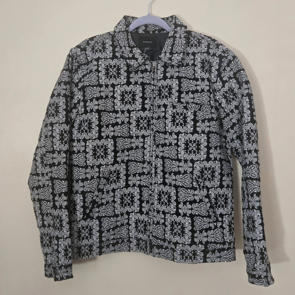 PacSun Jacquard Jacket Geometric Tile  Tapestry Full Zip Front Skater Size S EUC